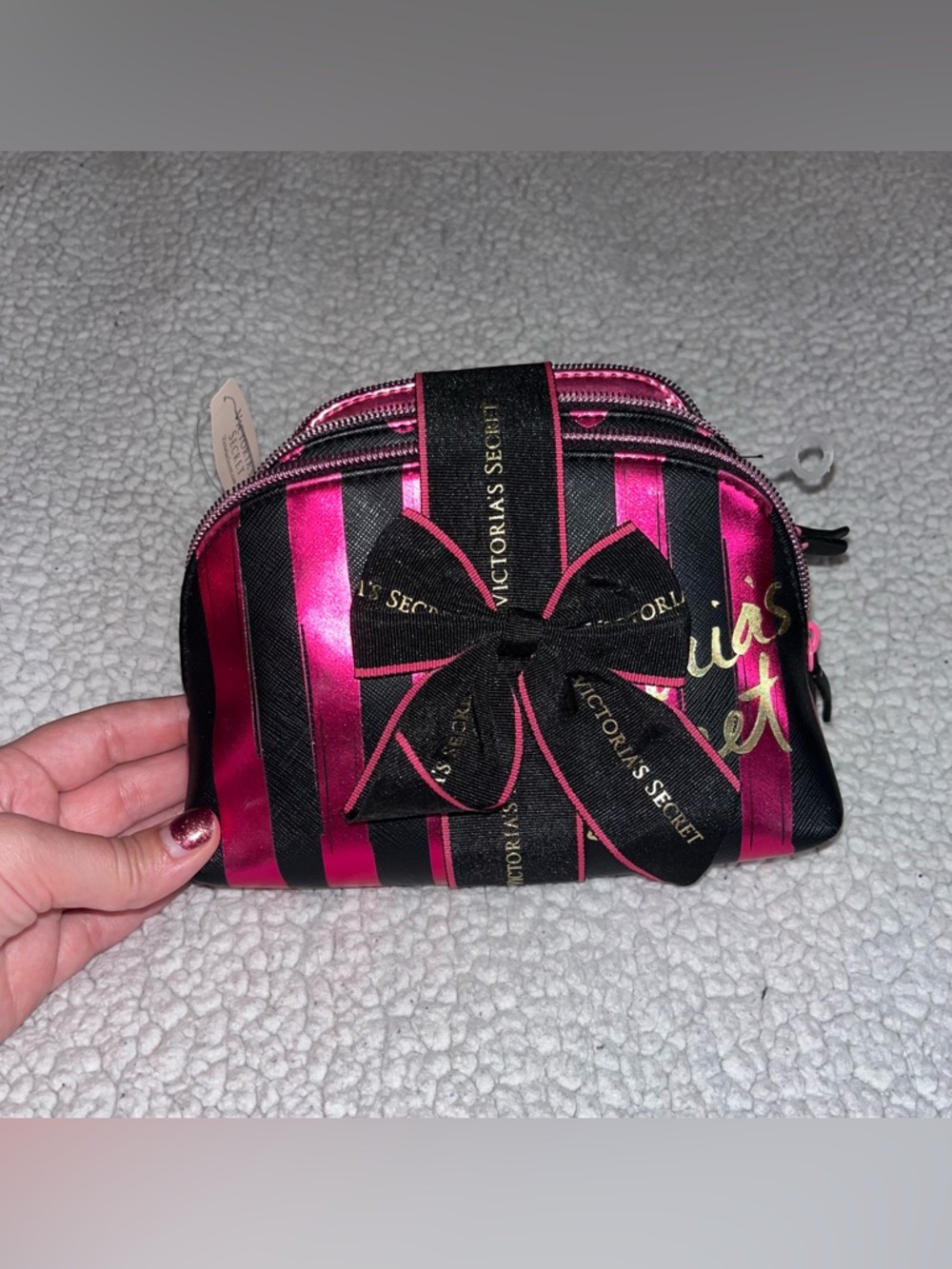 VS cosmetic bags - Picture 2 of 5